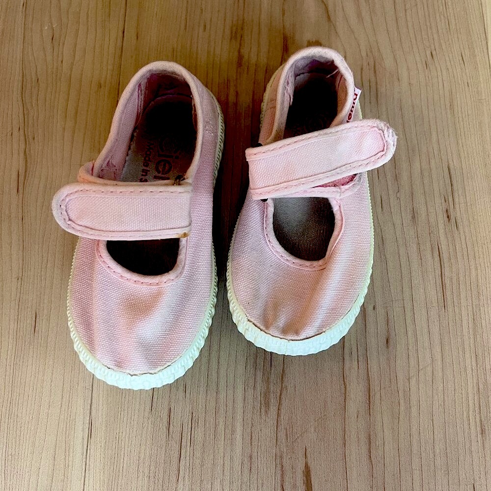 Cienta Kids Pink T-Strap Canvas Shoes Sneakers Size 20C